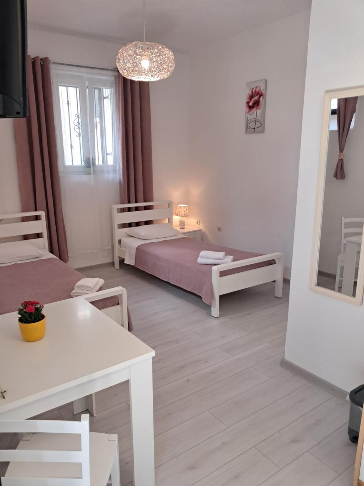 Summer Bay Apartments Σπλιτ Εξωτερικό φωτογραφία