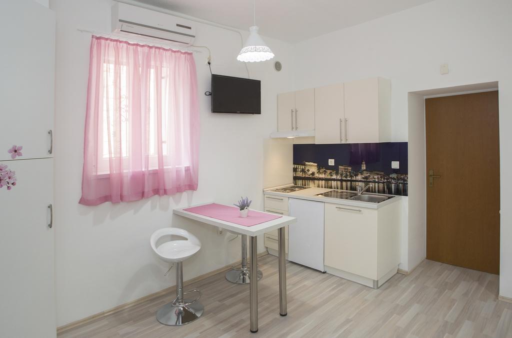 Summer Bay Apartments Σπλιτ Εξωτερικό φωτογραφία