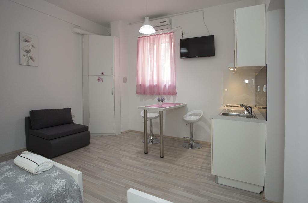 Summer Bay Apartments Σπλιτ Εξωτερικό φωτογραφία